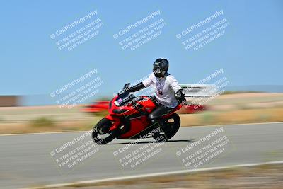 media/May-31-2025-Classic Track Day (Sat) [[da23ab3028]]/Group A/Session 2 (Turns 1 and 3)/